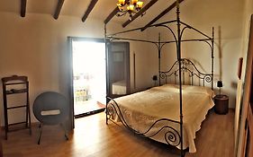 Villa Carabeo