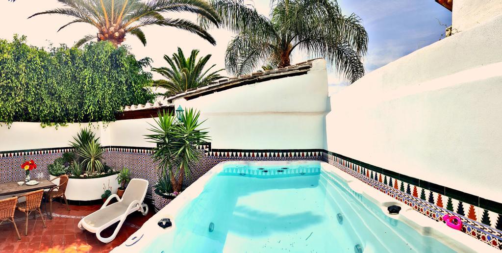 Villa Carabeo Nerja Exterior photo